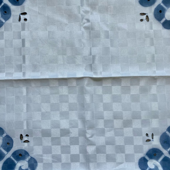 Vintage Table Furniture Cover Floral - Picture 8 of 9